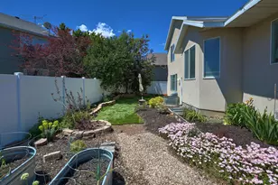 4839 W Western Hills Dr S, Riverton, UT 84096 - Photo 34