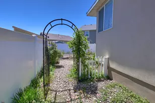 4839 W Western Hills Dr S, Riverton, UT 84096 - Photo 34