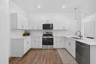 1481 N Saratoga View Ln, Saratoga Springs, UT 84045 - Photo 10