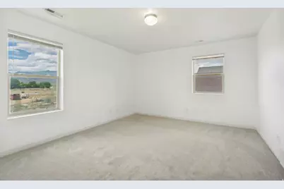 3755 N Tumwater West Dr W, Eagle Mountain, UT 84005 - Photo 8