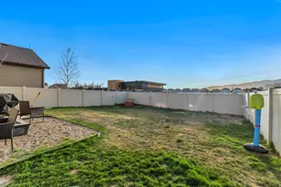 3755 N Tumwater West Dr W, Eagle Mountain, UT 84005 - Photo 20