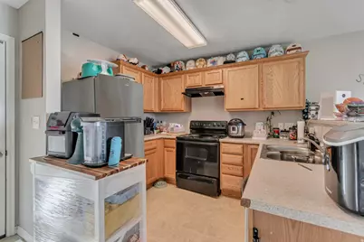 3755 N Tumwater West Dr W, Eagle Mountain, UT 84005 - Photo 8