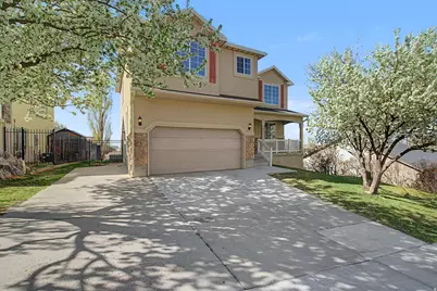 10437 N Tamarack Way, Cedar Hills, UT 84062 - Photo 2