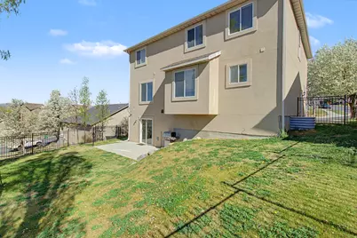 10437 N Tamarack Way, Cedar Hills, UT 84062 - Photo 26
