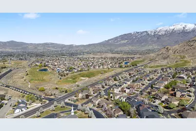 10437 N Tamarack Way, Cedar Hills, UT 84062 - Photo 30