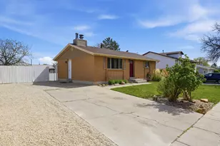 6043 S Aquarius Dr, Kearns, UT 84118 - Photo 40