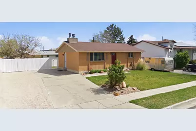 6043 S Aquarius Dr, Kearns, UT 84118 - Photo 2