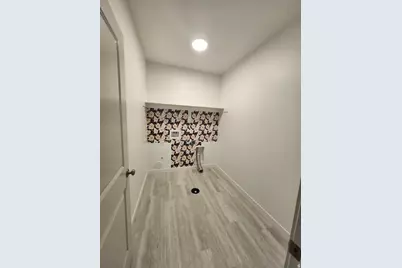 1006 W Peregrine Dr, Stansbury Park, UT 84074 - Photo 16