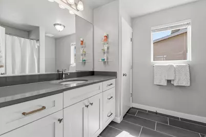 5371 W Rochdale Ln, Herriman, UT 84096 - Photo 18