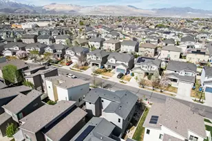 5371 W Rochdale Ln, Herriman, UT 84096 - Photo 34