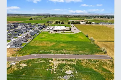 3153 W 3125 S #17, West Haven, UT 84401 - Photo 20