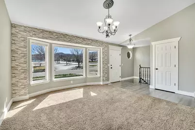 5028 W Grand View Peak Dr S, Riverton, UT 84096 - Photo 6