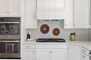 353 E Robin St, Smithfield, UT 84335 - Photo 8