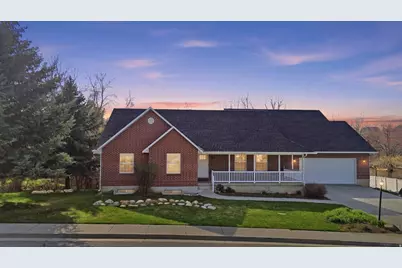 353 E Robin St, Smithfield, UT 84335 - Photo 2