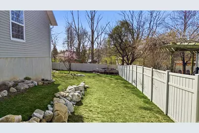 353 E Robin St, Smithfield, UT 84335 - Photo 54