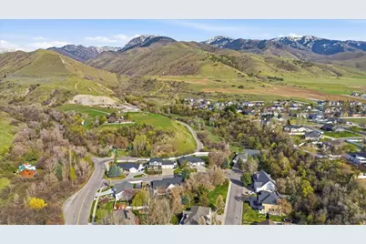 353 E Robin St, Smithfield, UT 84335 - Photo 60