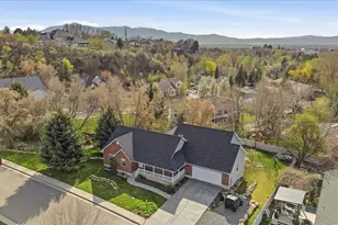 353 E Robin St, Smithfield, UT 84335 - Photo 64