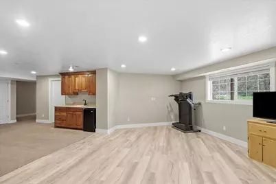 353 E Robin St, Smithfield, UT 84335 - Photo 32