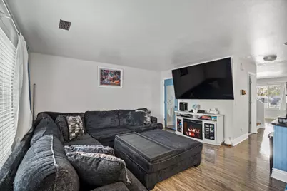 1969 S 575 E, Clearfield, UT 84015 - Photo 8