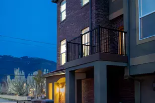 699 E Hillock Ct S, Draper, UT 84020 - Photo 54