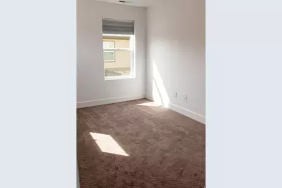 699 E Hillock Ct S #16, Draper, UT 84020 - Photo 10