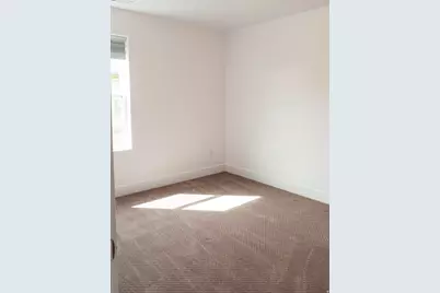 699 E Hillock Ct S #16, Draper, UT 84020 - Photo 32