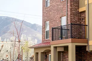 699 E Hillock Ct S, Draper, UT 84020 - Photo 8