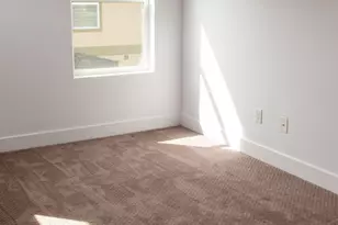 699 E Hillock Ct S, Draper, UT 84020 - Photo 12