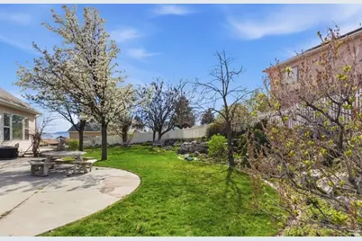 1035 N Valley Dr, Tremonton, UT 84337 - Photo 14