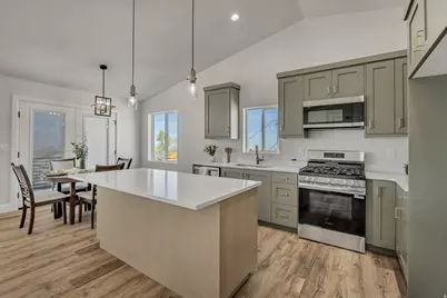 598 Canyon Rd, Tooele, UT 84074 - Photo 10