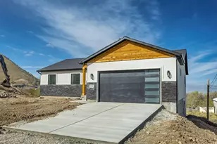 598 Canyon Rd, Tooele, UT 84074 - Photo 2