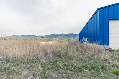 1001 W 4200 N, Smithfield, UT 84335 - Photo 12