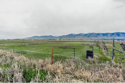 1001 W 4200 N, Smithfield, UT 84335 - Photo 2