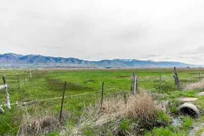 1001 W 4200 N, Smithfield, UT 84335 - Photo 4