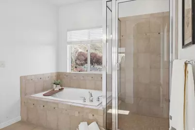 2416 N Timothy Cir E, Pleasant Grove, UT 84062 - Photo 20