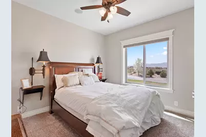 3050 N Bronzewood Cir, Erda, UT 84074 - Photo 16