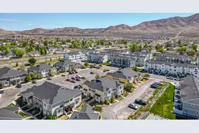 1825 E Cosmos Dr #E3, Eagle Mountain, UT 84005 - Photo 28