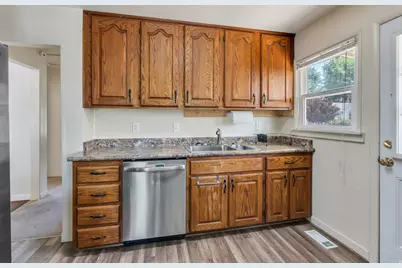 1090 E 460 St S, Provo, UT 84606 - Photo 18