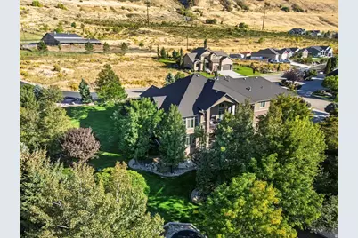 1542 S Valley View Dr E, Perry, UT 84302 - Photo 14