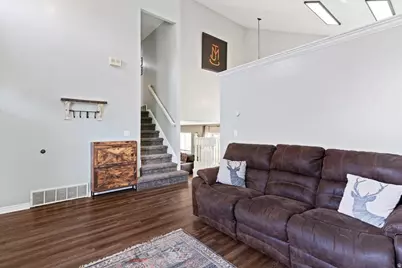 1149 W 1520 N, Clinton, UT 84015 - Photo 6