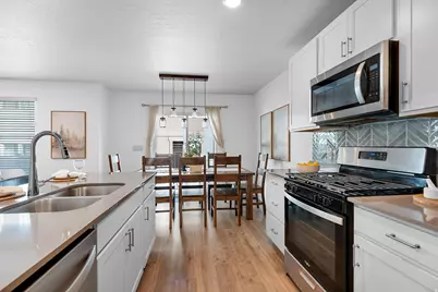 1204 W Patchwork Dr, Santaquin, UT 84655 - Photo 8