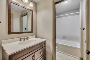 5612 W High Spirit Ct S, Herriman, UT 84096 - Photo 34