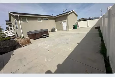 9572 S Lea Heather Way, West Jordan, UT 84081 - Photo 16