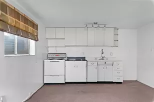 3215 S 2100 St E, Millcreek, UT 84109 - Photo 30