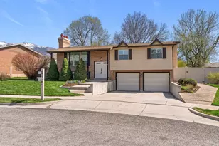 125 W 525 N, Kaysville, UT 84037 - Photo 2