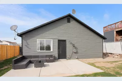 1296 N 925 W, Harrisville, UT 84404 - Photo 28