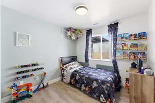 1296 N 925 W, Harrisville, UT 84404 - Photo 16