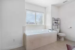 668 E Clearwater Dr, Layton, UT 84041 - Photo 22