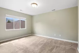 668 E Clearwater Dr, Layton, UT 84041 - Photo 20