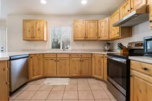 668 E Clearwater Dr, Layton, UT 84041 - Photo 16